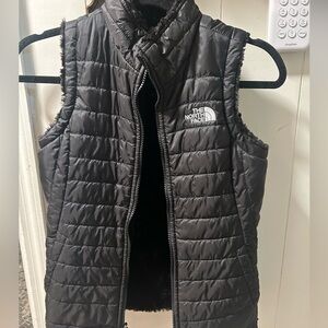 Youth The North Face vest reversible fleece size L